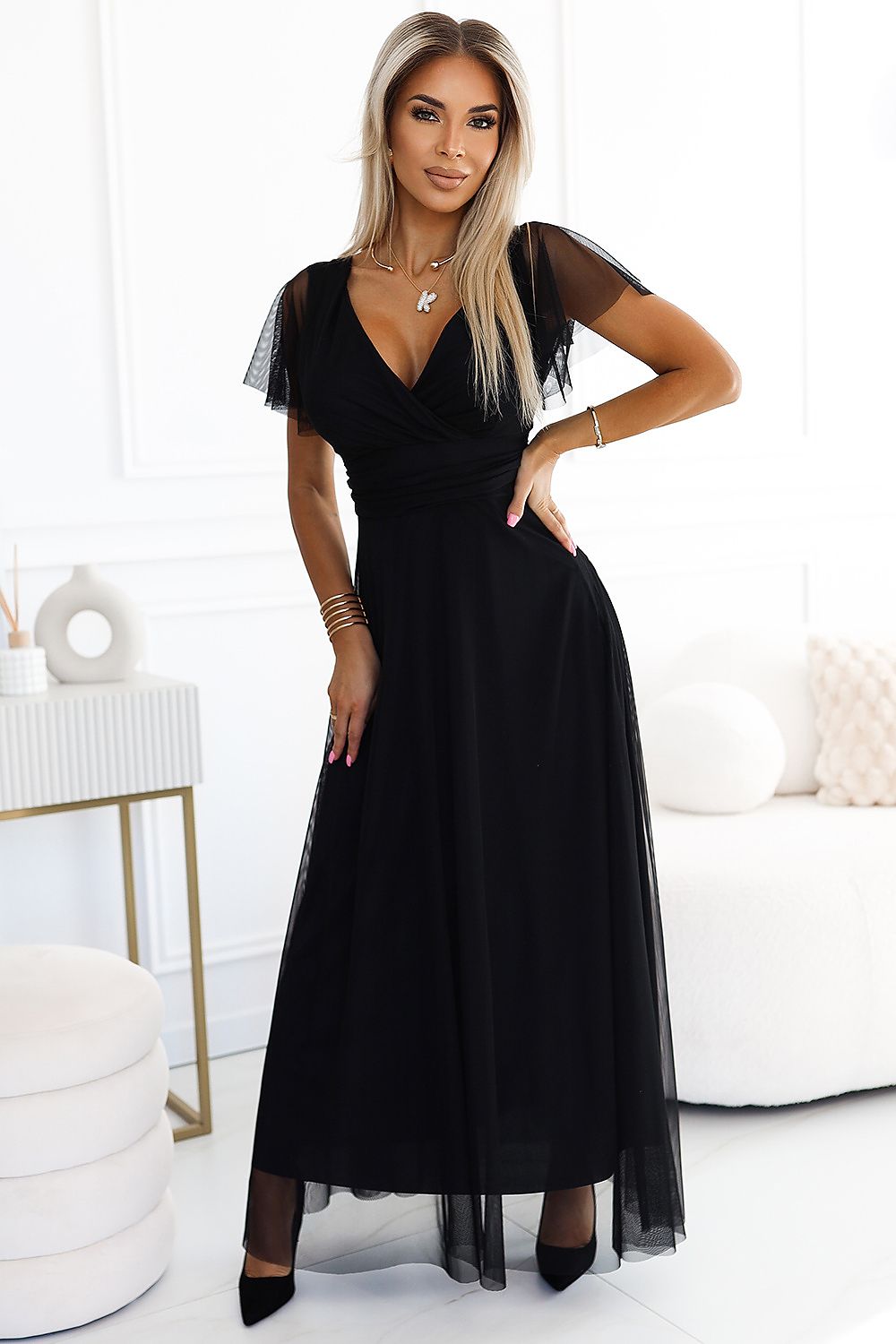  Sukienka Model Nastia 562-3 Black - Numoco 